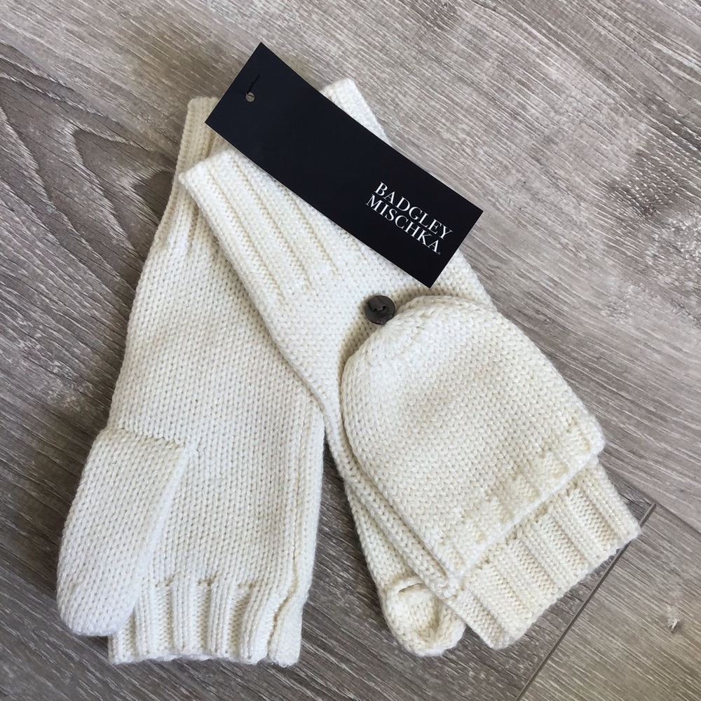 BADGLEY MISCHKA Knit Flip Mitten Accessory